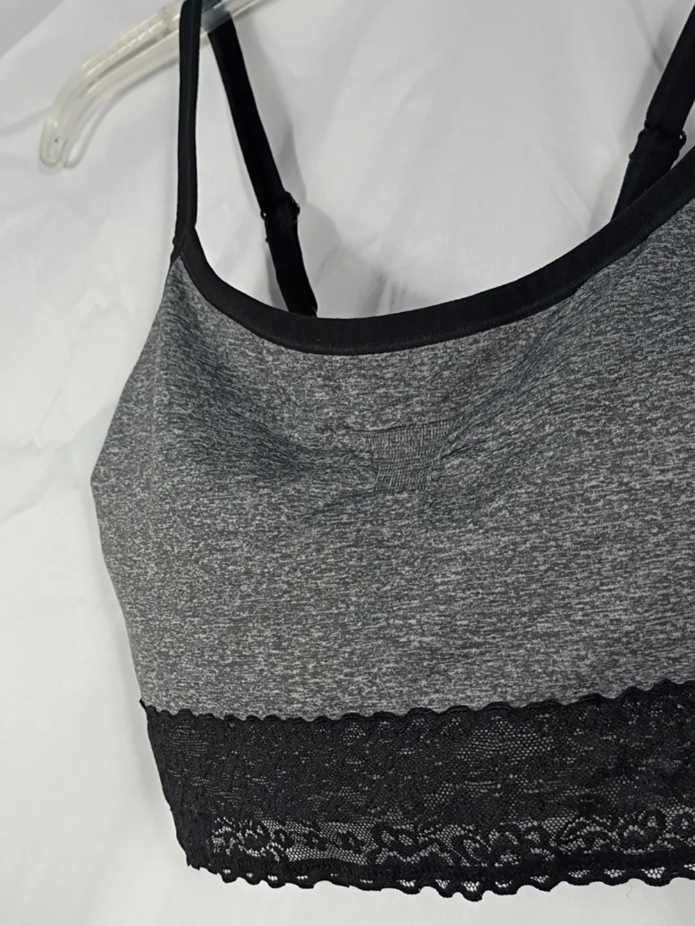 NWT Torrid Seamless Bralette Gray With Black Trim And Lace Sz 1 Wireless Padded